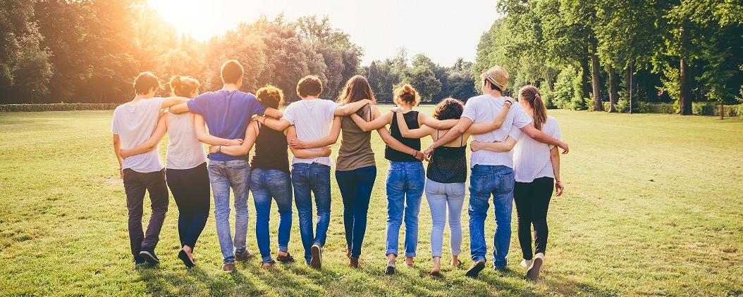 Group-Of-Friends-Walking-Together_small