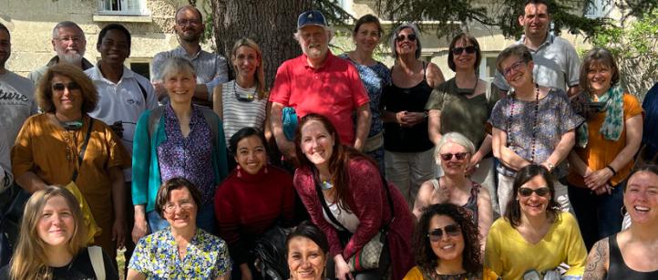 L' Arche Long Gruppenfoto